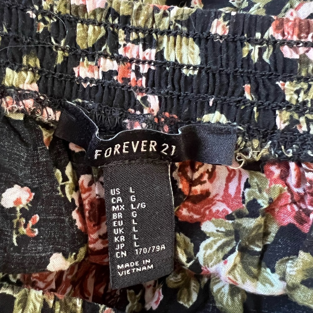 Floral flowy shorts